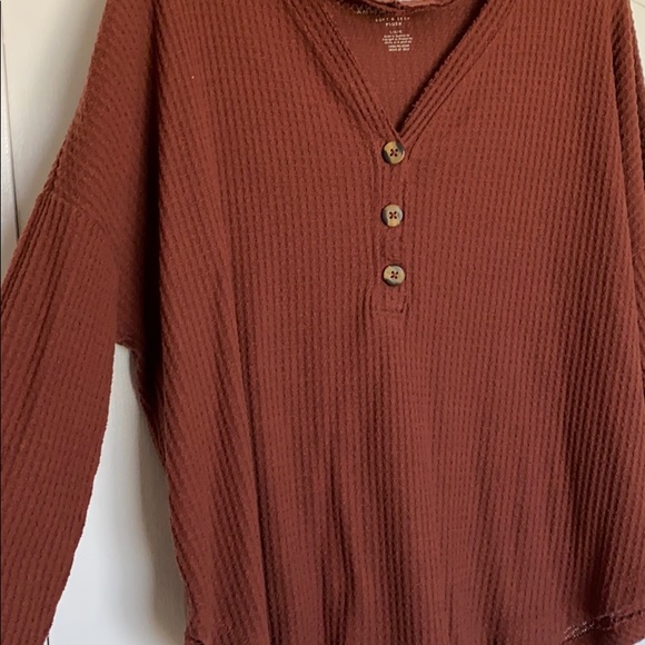 Oversized Waffle Knit Sweater - Picture 3 of 3